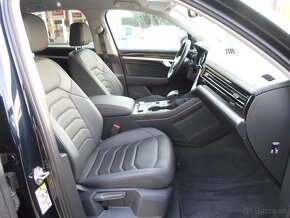 Volkswagen Touareg 3.0 V6 TDI SCR 4x4 automat,F1,koža,park p - 12