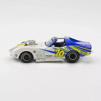 Chevrolet Corvette 1970 PRO Drag 1:24 Maisto - 12