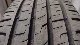 Letné pneu Barum Bravuris 3 205/50 R17 V - 12