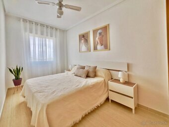 Krásný apartmán s balkonem a parkováním – Torrevieja - 12