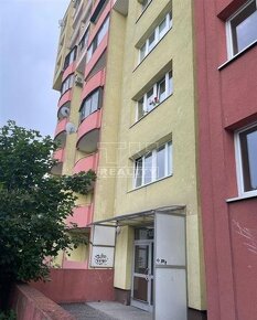 TUreality ponúka 4i byt v Karlovej Vsi, ul. Ľ.Fullu, 90m2. - 12