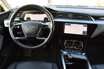 Audi E-tron 55 Quattro 408 koní 4X4 - 12