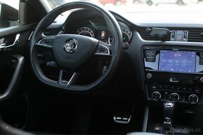 Škoda Octavia Combi RS 2.0 TDI DSG 4x4 Panorama - 12