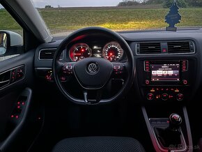 VW jetta 2.0 tdi 81 kw 2018 147 000 km manual - 12