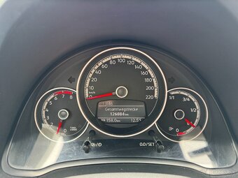 VOLKSWAGEN UP, MOVE UP, 1,0 MPI, 7/2018, 126 084 KM - 12