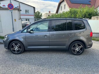 Predám Volkswagen Touran 1.6tdi  DSG 77kw 2011 - 12