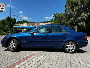 Predám Mercedes-Benz C220 CDI 110kW modá metalíza - 12