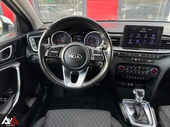 Kia Ceed SW 1.6 CRDi A/T Gold, Pôvodný lak, Bajonet, SR - 12