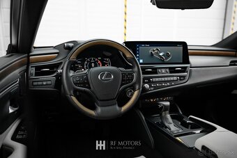 Lexus ES Prestige Top - 12