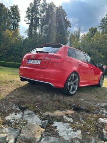 AUDI RS3 8P 2.5 TFSi quattro - 12