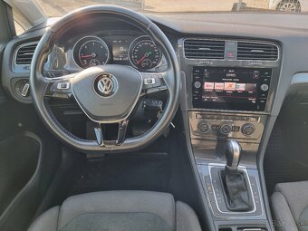 Volkswagen Golf Variant 2.0TDI Highline DSG za 13.300 € - 12