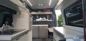 Mercedes Sprinter - 12