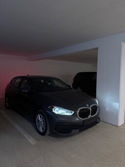 |PREDANÉ| BMW 118i Hatchback 2021 A7 - 12