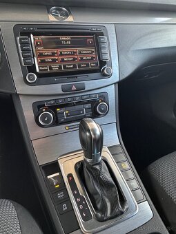 Volkswagen Passat B7 Variant 2.0TDI 103Kw dsg - 12