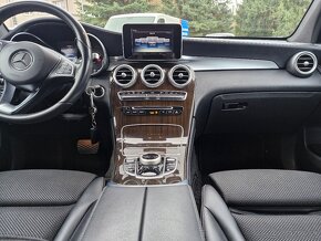 MERCEDES BENZ GLC 220D 4 MATIC - 13