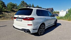 Ponúkam na predaj BMW X7 M50d - 13