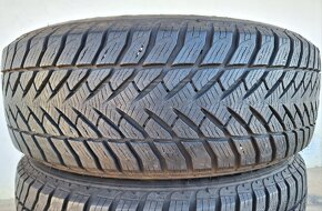 Zimne pneu 235/60 R18 GoodYear UltraGrip+ - 13