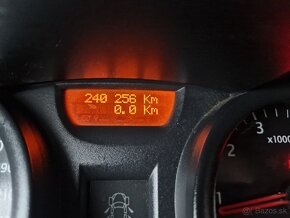 Renault Megane 1.5 dci - 13