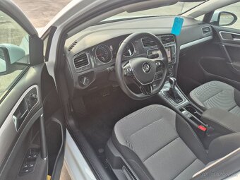 Volkswagen Golf e-Golf - 13