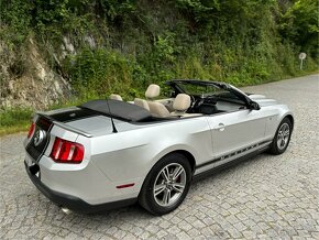 Ford Mustang 3.7 V6 r.v. 2011 + LPG cabrio - po servise - 13