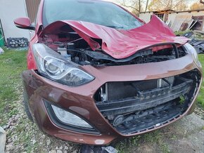 Rozpredam hyundai i30 1.6 81kw D4FB 2013 - 13