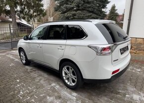 Mitsubishi Outlander 2,3 DI-D , 4x4 , 7 Míst kůže nafta - 13