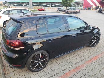 Predám VW GOLF6 GTI 2.0TSI (2011) - 13