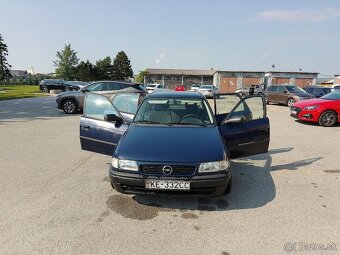 Opel Astra Classic 1.6 benzín - 13