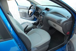 Peugeot 206 - 13