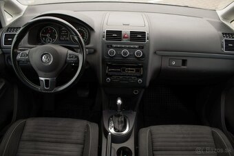 Volkswagen Touran 2.0 TDI Comfortline DSG - 13