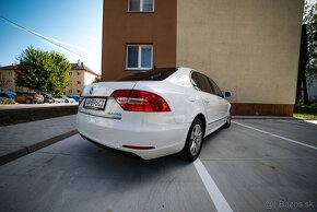 Škoda Superb 2.0 TDI DSG - 13