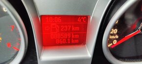 FORD FOCUS 1,6i benzin - 13