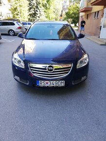 Opel insignia st  combi - 13