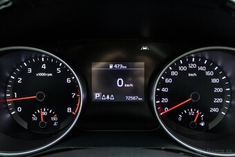 Kia Ceed 1.4 T-GDi Gold, 103 kW, 7-st. automat, 2020, benzín - 13