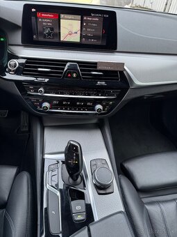 BMW 520d xDrive, G30, 140kw/190PS, r.v. 2018 - 13