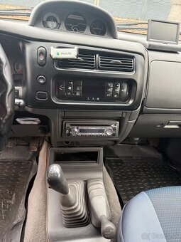 Predám Mitsubishi L200, 85KW, zadná uzávierka - 13