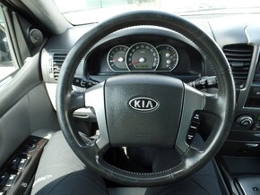 KIA SORENTO 2,5CRDi 125kW 4x4 AT5 138186km EX - 13