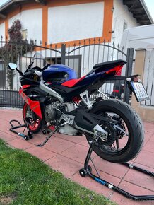 Aprilia RS660 - Lava Red - 4100km - kupene 4/2024 v Styxe - 13