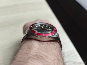 Luxusné pásnke hodinky - WATCHDIVES BB58 Gold & Burgundy red - 13