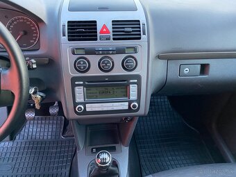 Volkswagen Touran 1.9 TDI 77KW - 13