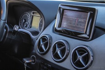 Mercedes-Benz B trieda 180 BlueEFFICIENCY A/T - 13