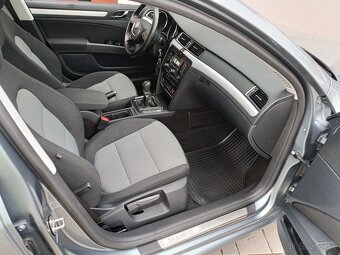 ŠKODA SUPERB KOMBI 2.0 TDI 103 kW CR - 13