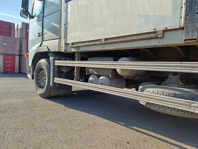 VOLVO FH 16 64R  6x4 valník s HR HIAB - 13