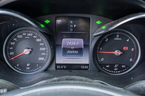 Mercedes-Benz C trieda Kombi 250 d 4matic 9G - 13