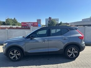 Postupim bez akontacie Volvo XC40 R desing - 13