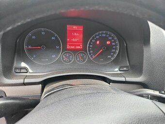 VW Golf V 1.9 TDI 77 kW - 13