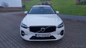 Predám Volvo XC60 B4 diesel aut.model 2022 - 13