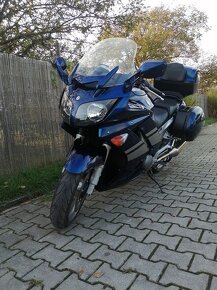 Yamaha FJR 1300 - 13