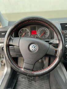 Volkswagen Golf 5 2.0tdi - 13