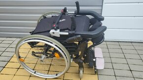 invalidny vozík 44cm s elektrickou vertikalizaciou - 13